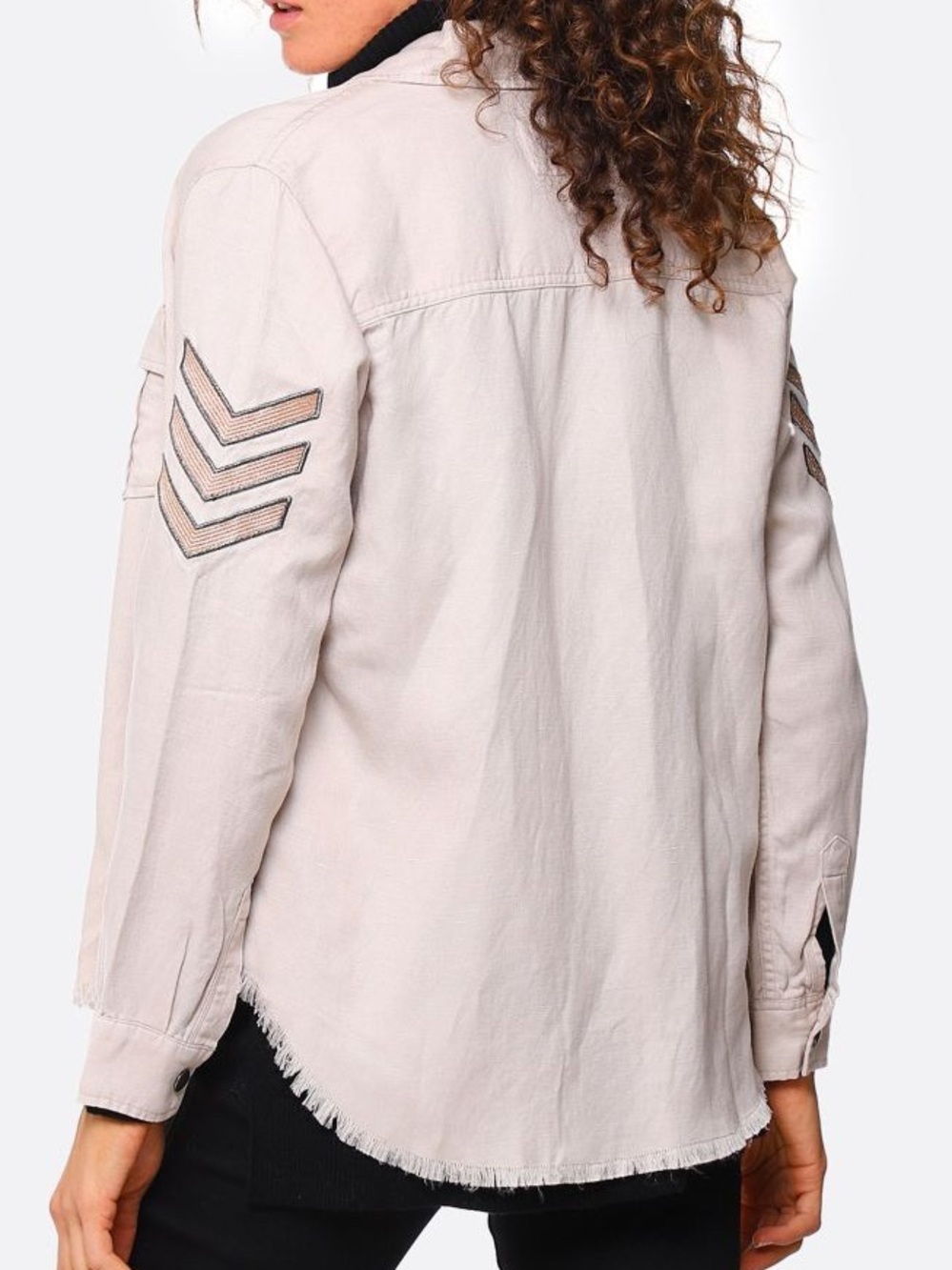 Rails Light Pink Shirt Jacket w/ Embroidered Chevron Size Medium Excellent!! - Picture 2 of 6